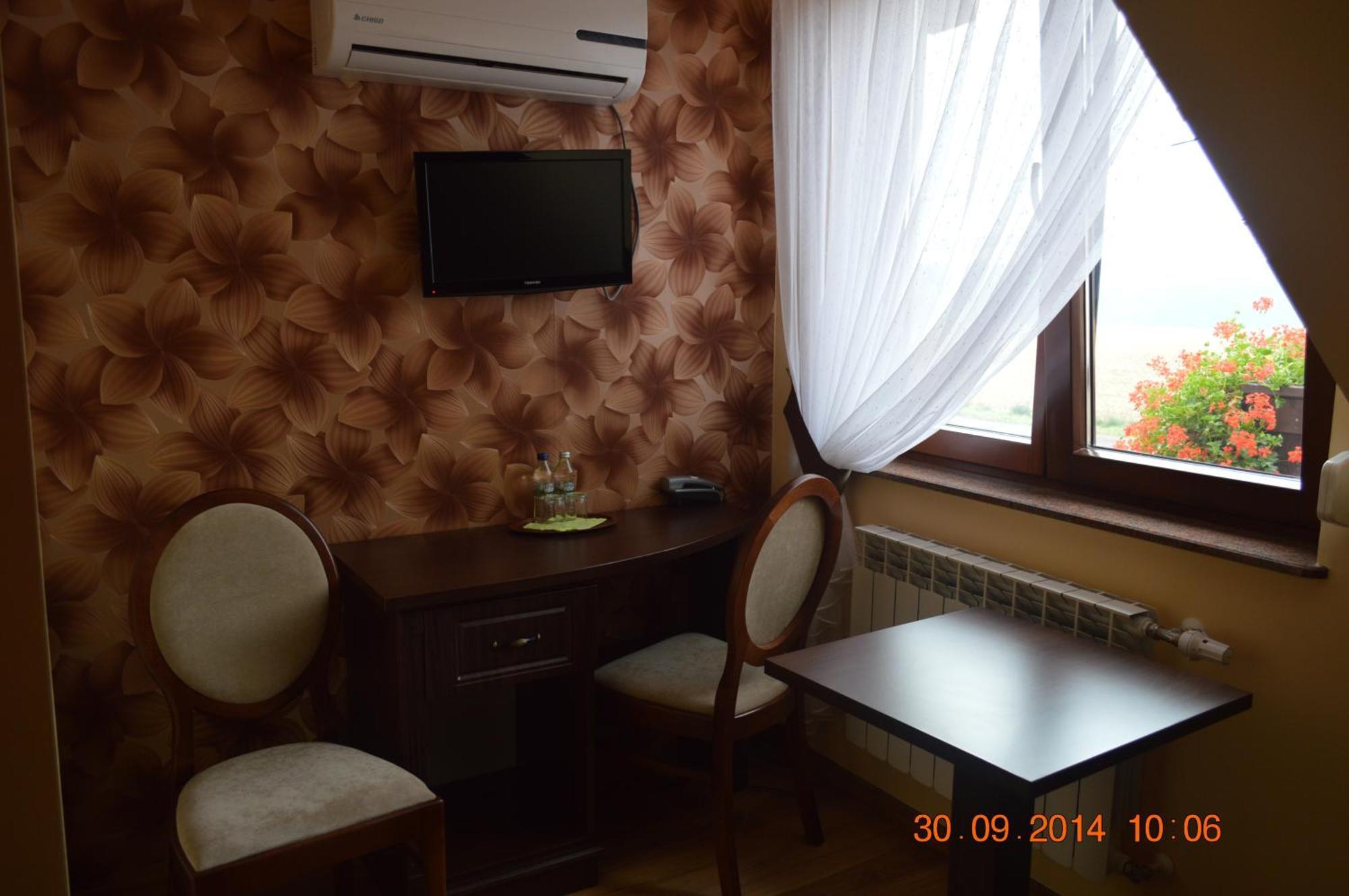 Hotel Zajazd Zlota Podkowa Wrocki Habitación foto