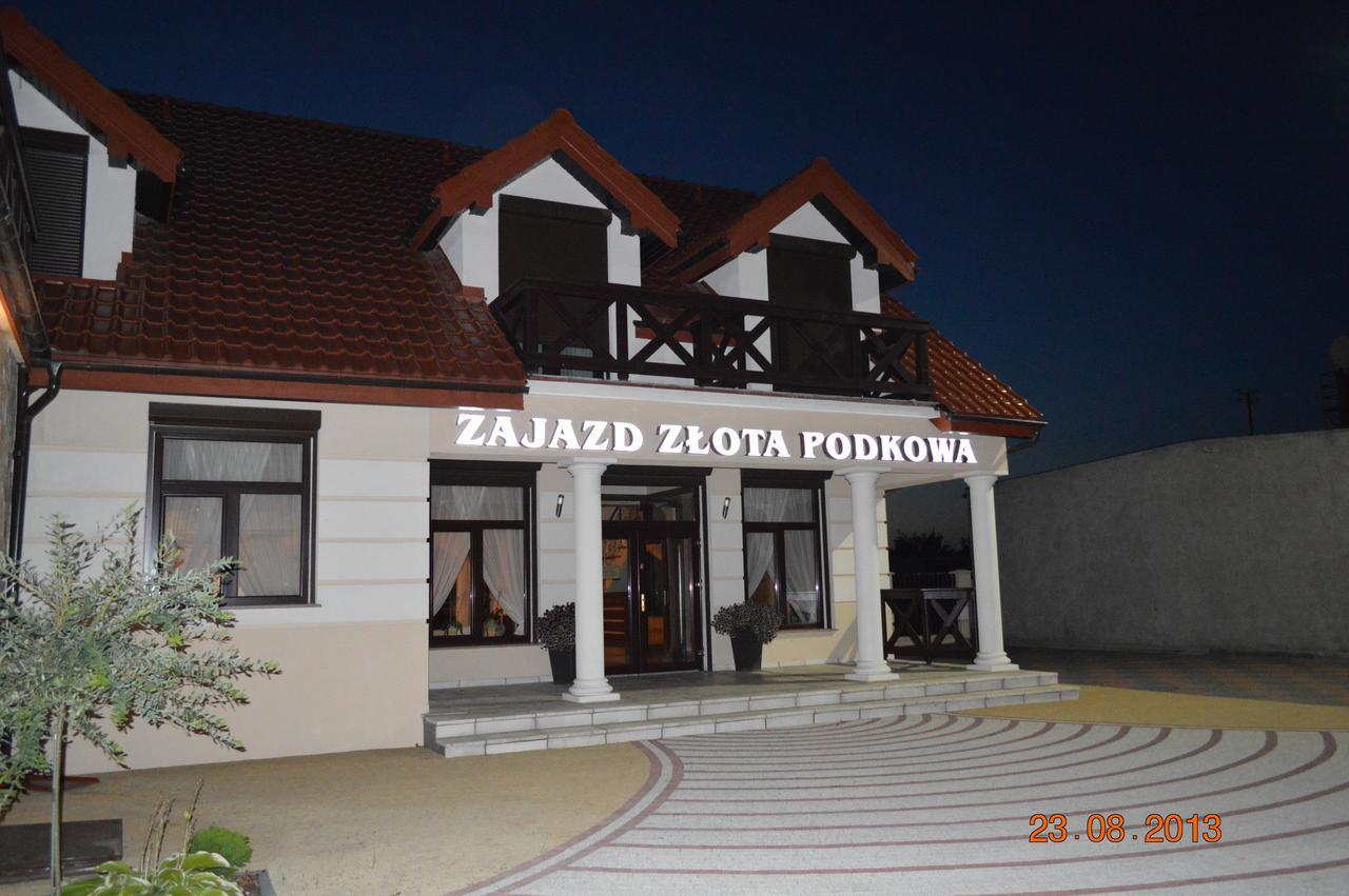 Hotel Zajazd Zlota Podkowa Wrocki Exterior foto